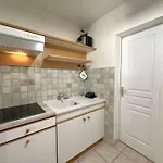 公寓 Hyeguy Pour 3 Personnes En Rez De Jardin Avec Piscine Commune A Giens
