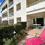 Hyeguy Pour 3 Personnes En Rez De Jardin Avec Piscine Commune A Giens 公寓