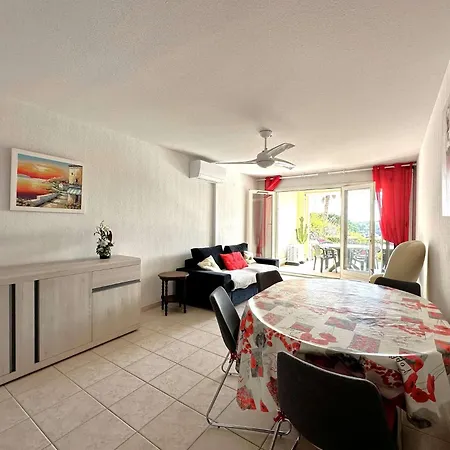 公寓 Hyeguy Pour 3 Personnes En Rez De Jardin Avec Piscine Commune A Giens 耶尔